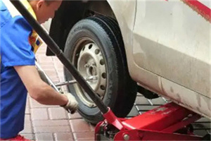 玄武附近拖车24小时服务热线电话