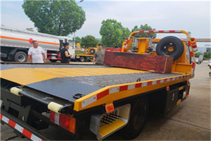 玄武附近拖车电话号码服务