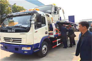 玄武汽车道路救援拖车价格